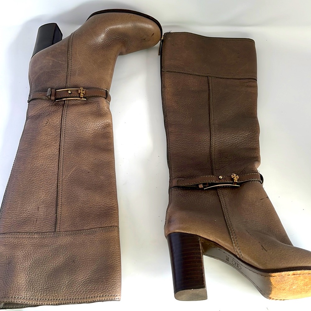 Tory Burch Jenna Knee High Boots Elephant Grey High Heels Sz 7.5 Gold Details